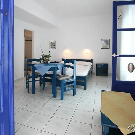Pensión Happening Imerovigli (Santorini)