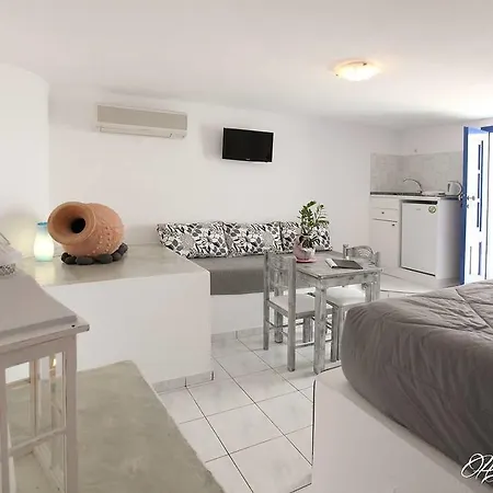 Pensión Happening Imerovigli (Santorini)