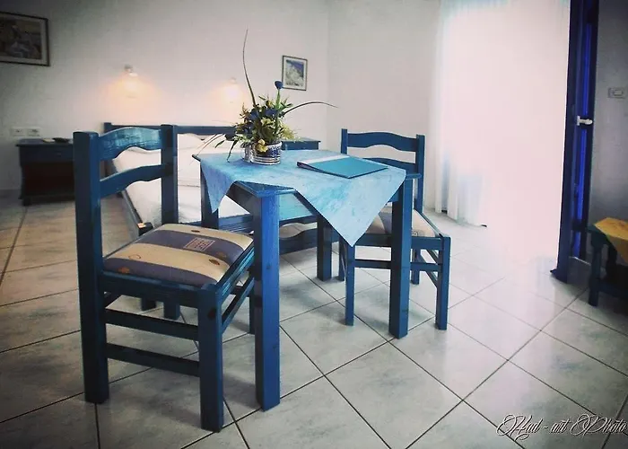 Happening Imerovigli (Santorini)