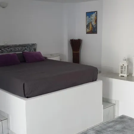 Happening 4* Imerovigli (Santorini)