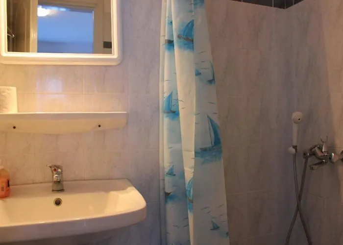 Happening Guest house Imerovigli (Santorini)